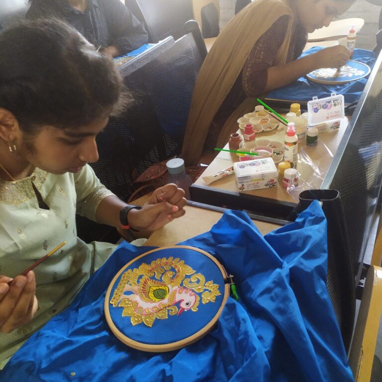Workshop on Fabric Tanjore Painting